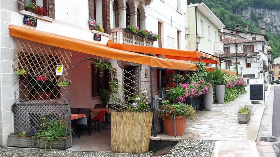Ristorante Pizzeria Al Mondo Valstagna 外观 照片
