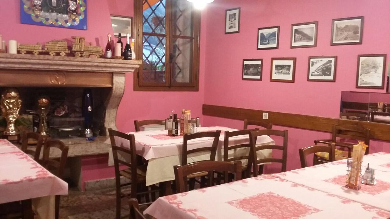 Ristorante Pizzeria Al Mondo Valstagna 外观 照片